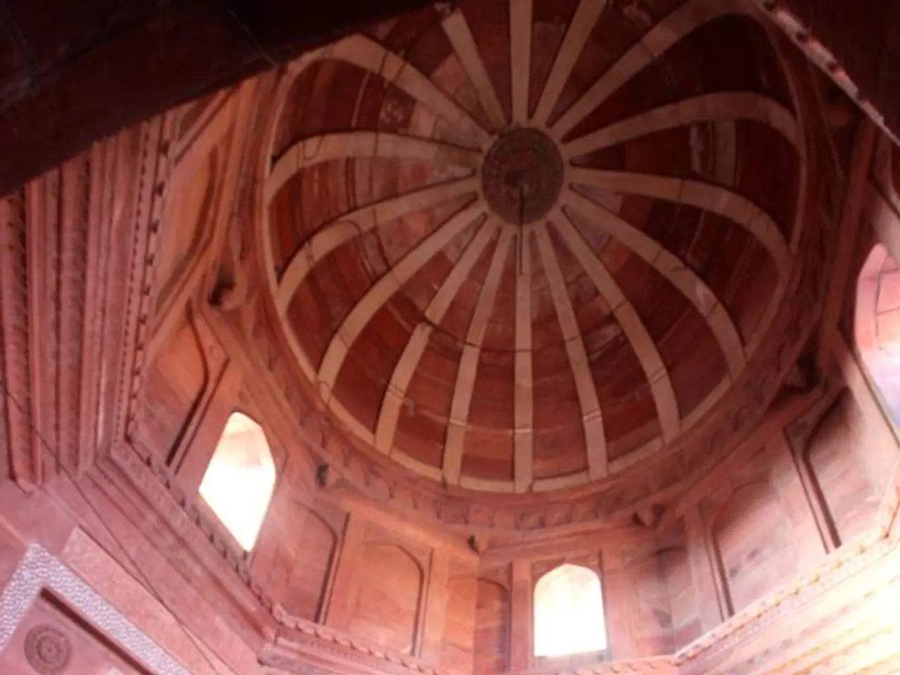 Highlighting Premium Workspaces: Exhibiting Elite Corporate Interior Designs