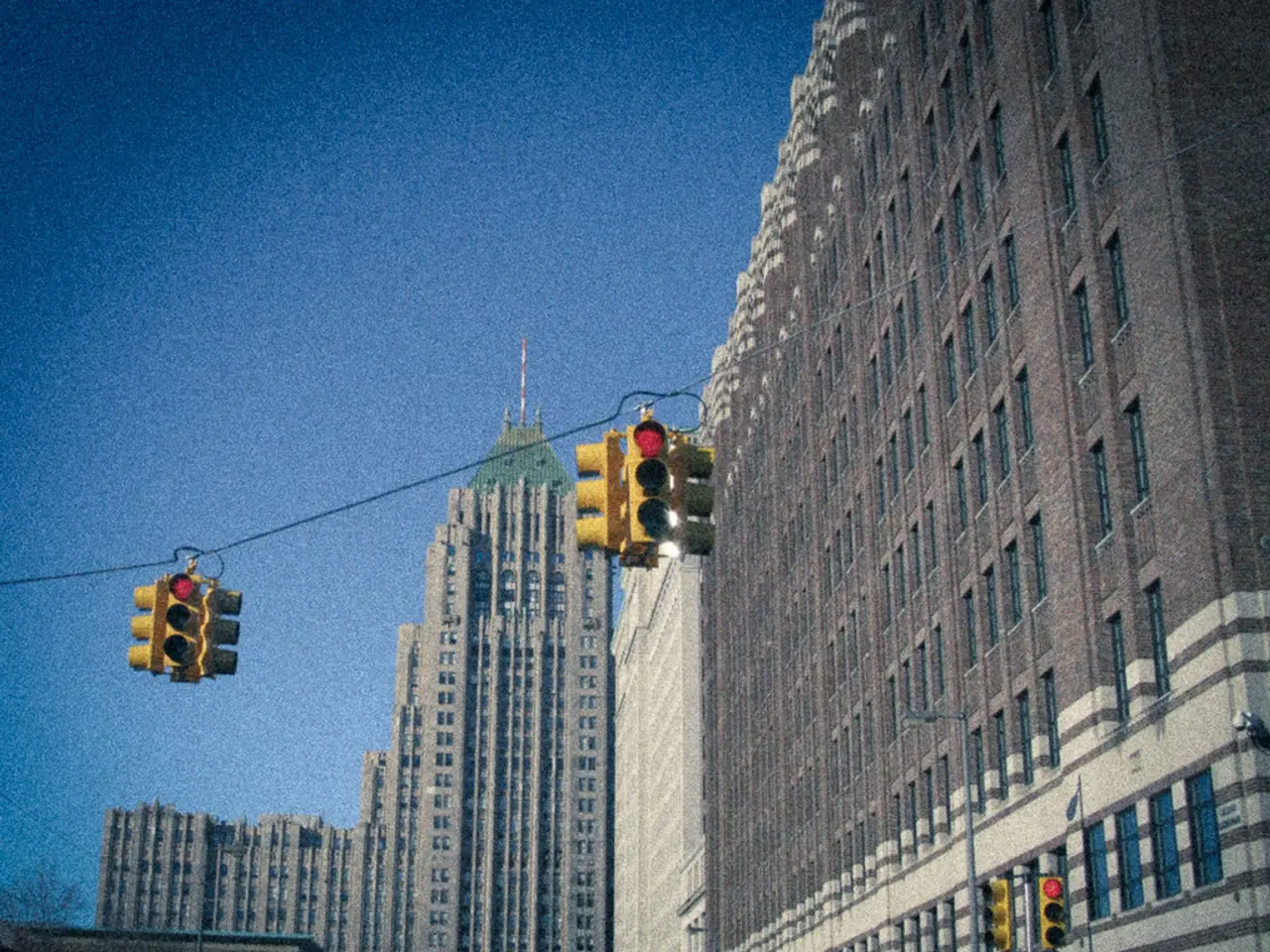 Traffic light issues at churches to be resolved on Wednesday