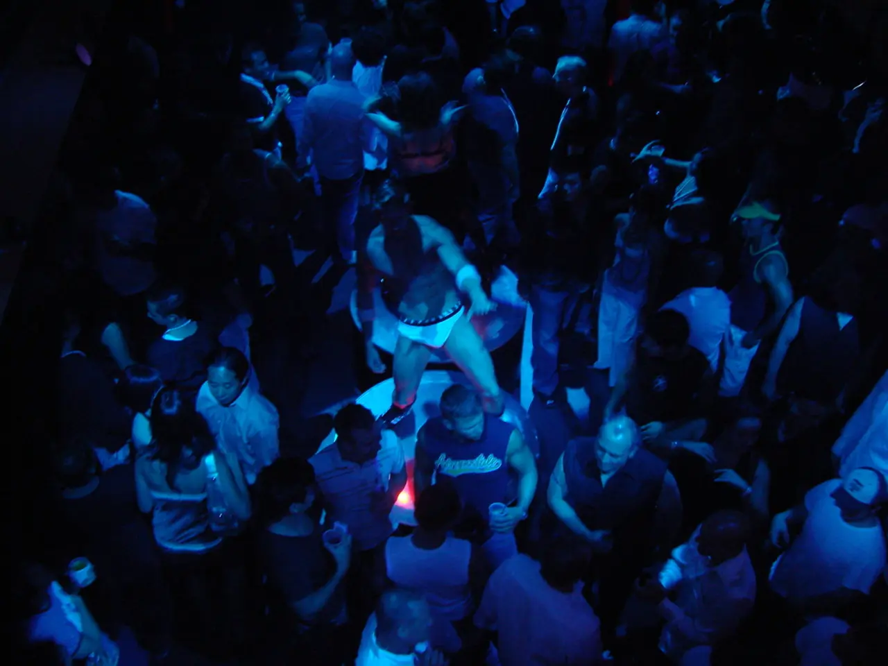 Thriving London Pub Culture Remains Steadfast Against Escalating Expenses