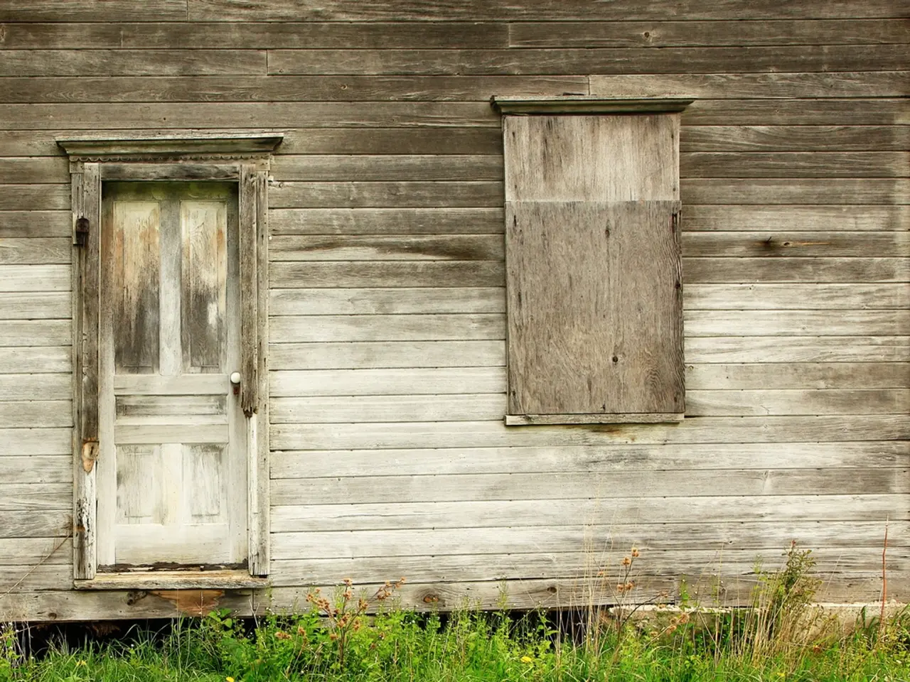 Rejected Housing Development in Calne Due to Absence of Required Infrastructure and Approval