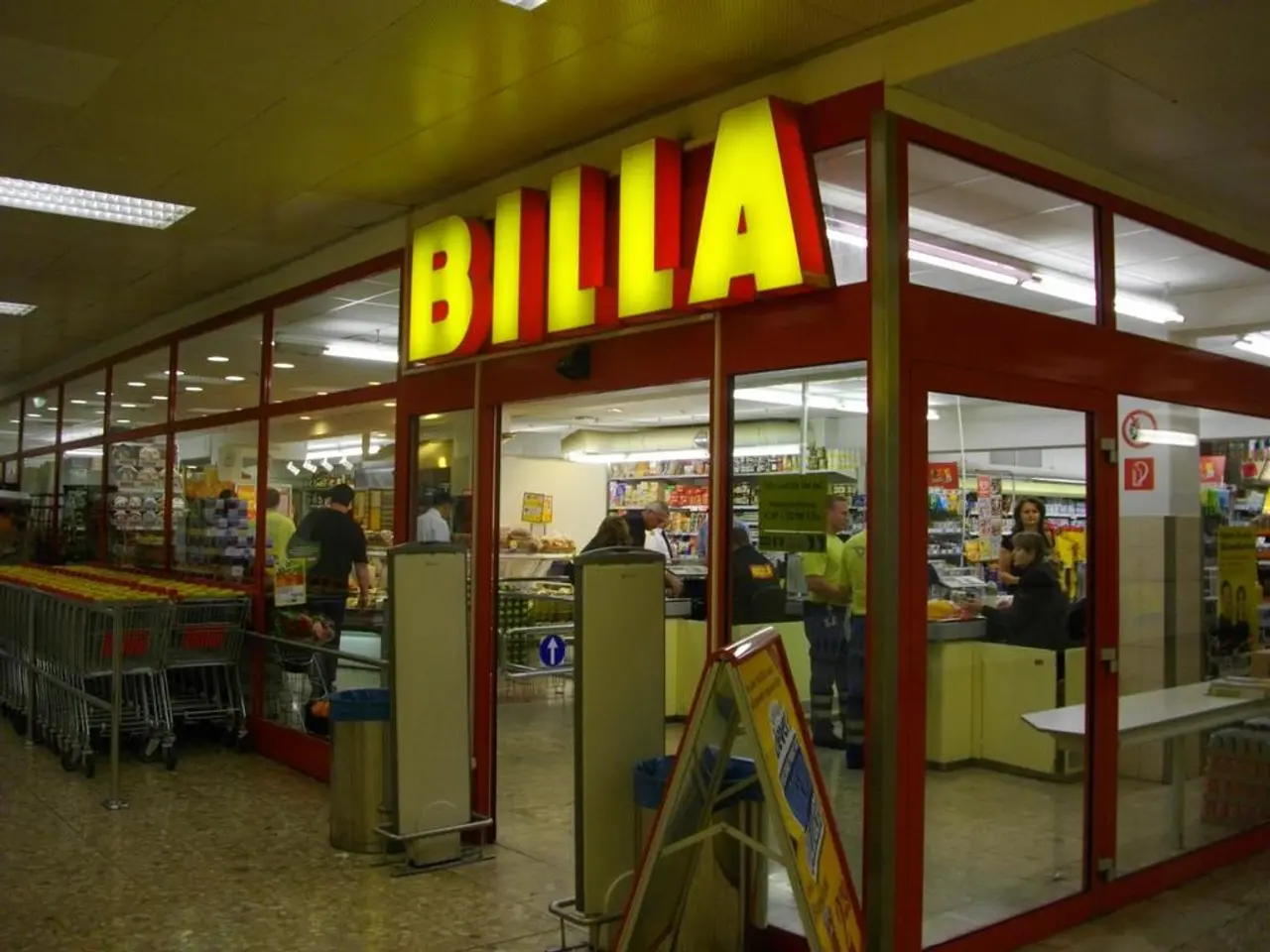 Retail company with 178 locations announces the impending shuttering of an additional three outlets