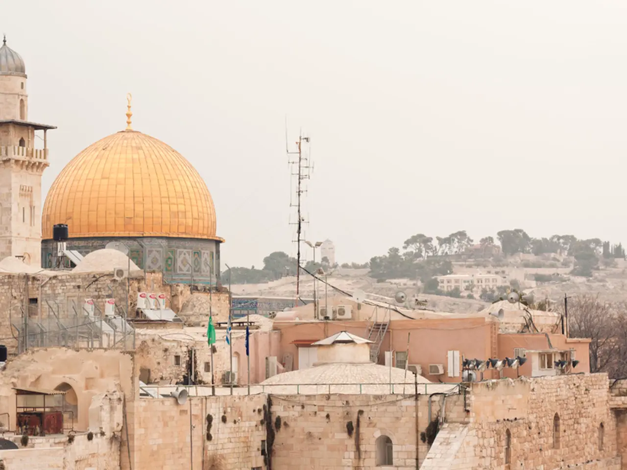 City of Arnsberg gains ownership over "Lüsenberg 6-10" plot - Smooth route for urban expansion