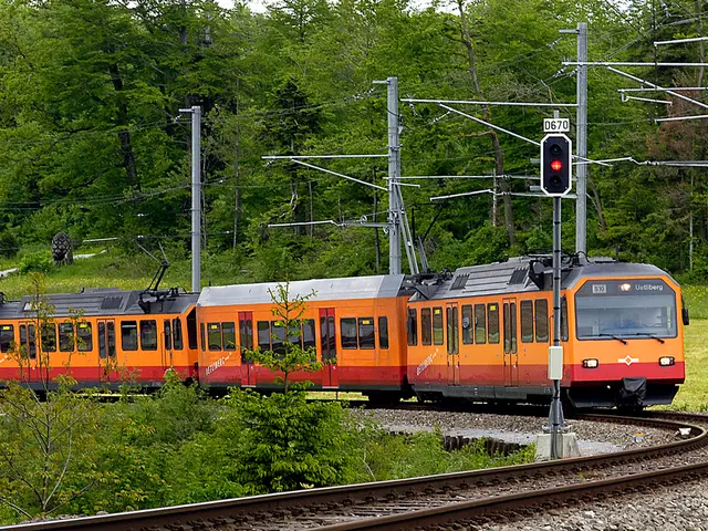 Companies are increasingly opting for the train as a means of transporting their equipment and...