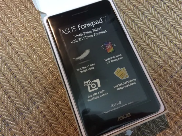 Network providers did not conspire against Phones4U in mobile industry matters.