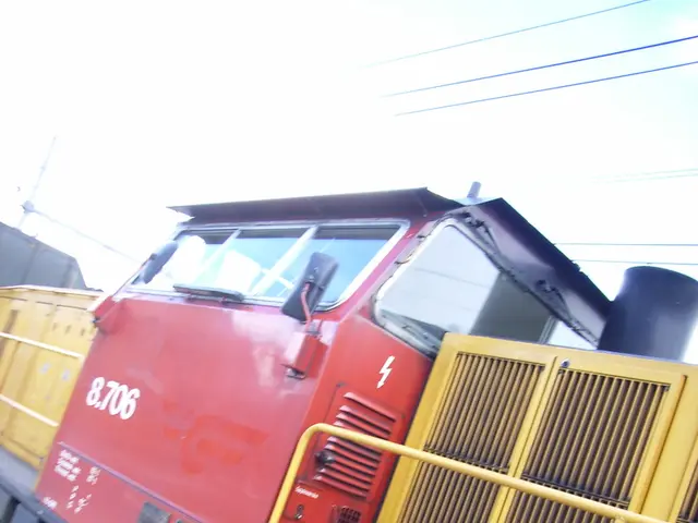 Services on the railway route connecting Cologne and Koblenz have resumed operation.