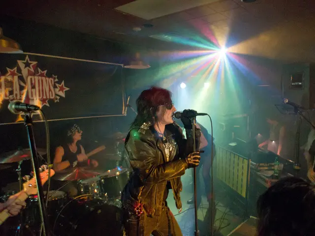 Headline Focus: Deadbeats Highlighted