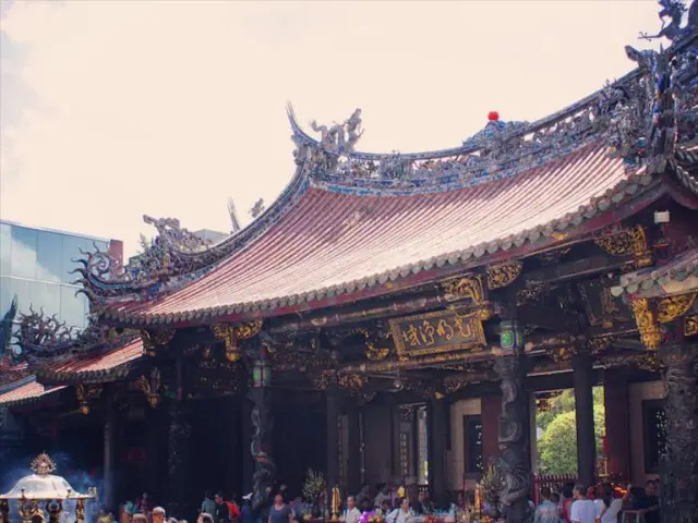 Record-Breaking Minimal Competition for Japanese Government Positions