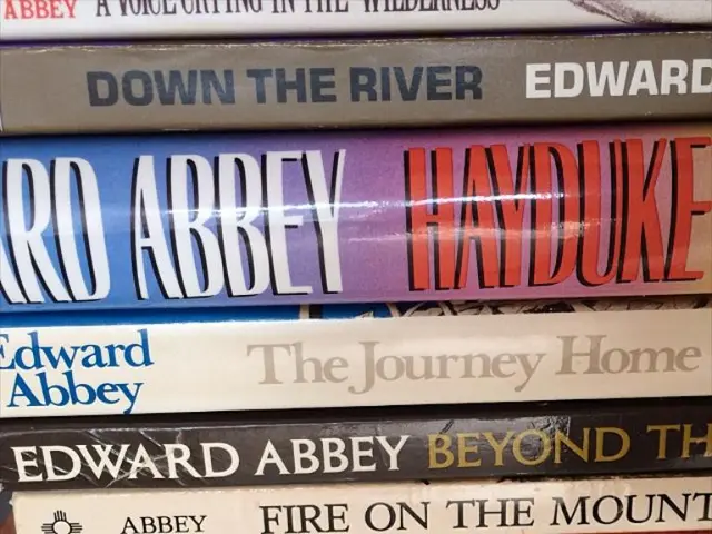 Insights from Seven Professionals Who Dominate Financial Markets: Their Compiled Literary Works